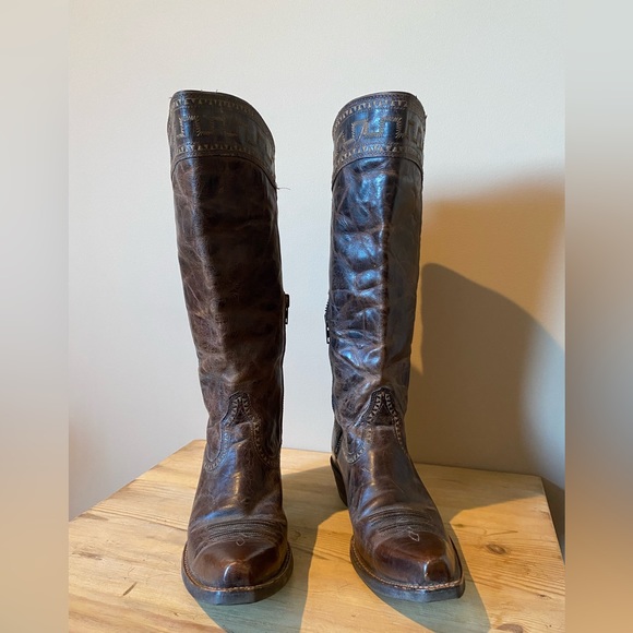 Ariat Zip Up Boots - Picture 4 of 6